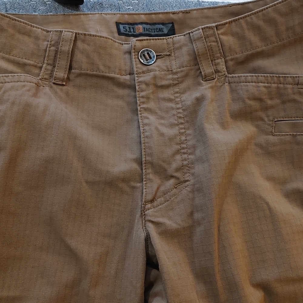 5.11 Tactical Men's Tan Pants 32x30 Khaki